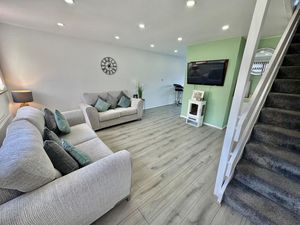 Photo 10- click for photo gallery